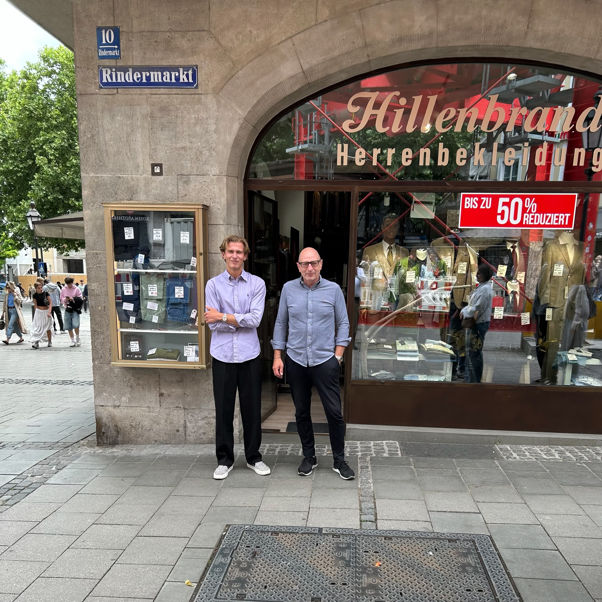 Rudi und Moritz Kapfhammer im Atelier